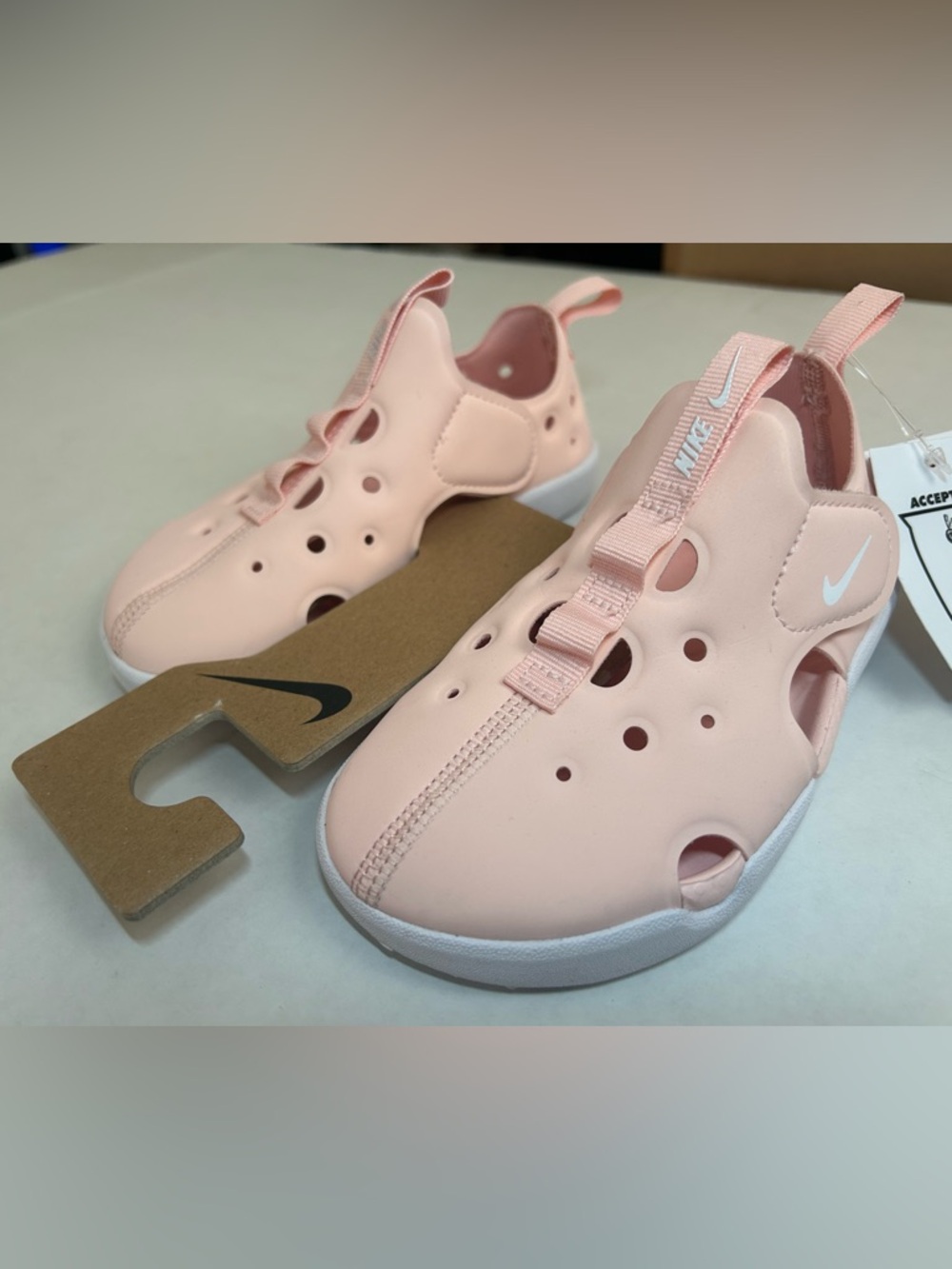 (NWT) GIRLS' NIKE INFANT & TODDLER SUNRAY PROTECT 4 SPORT SLIDES